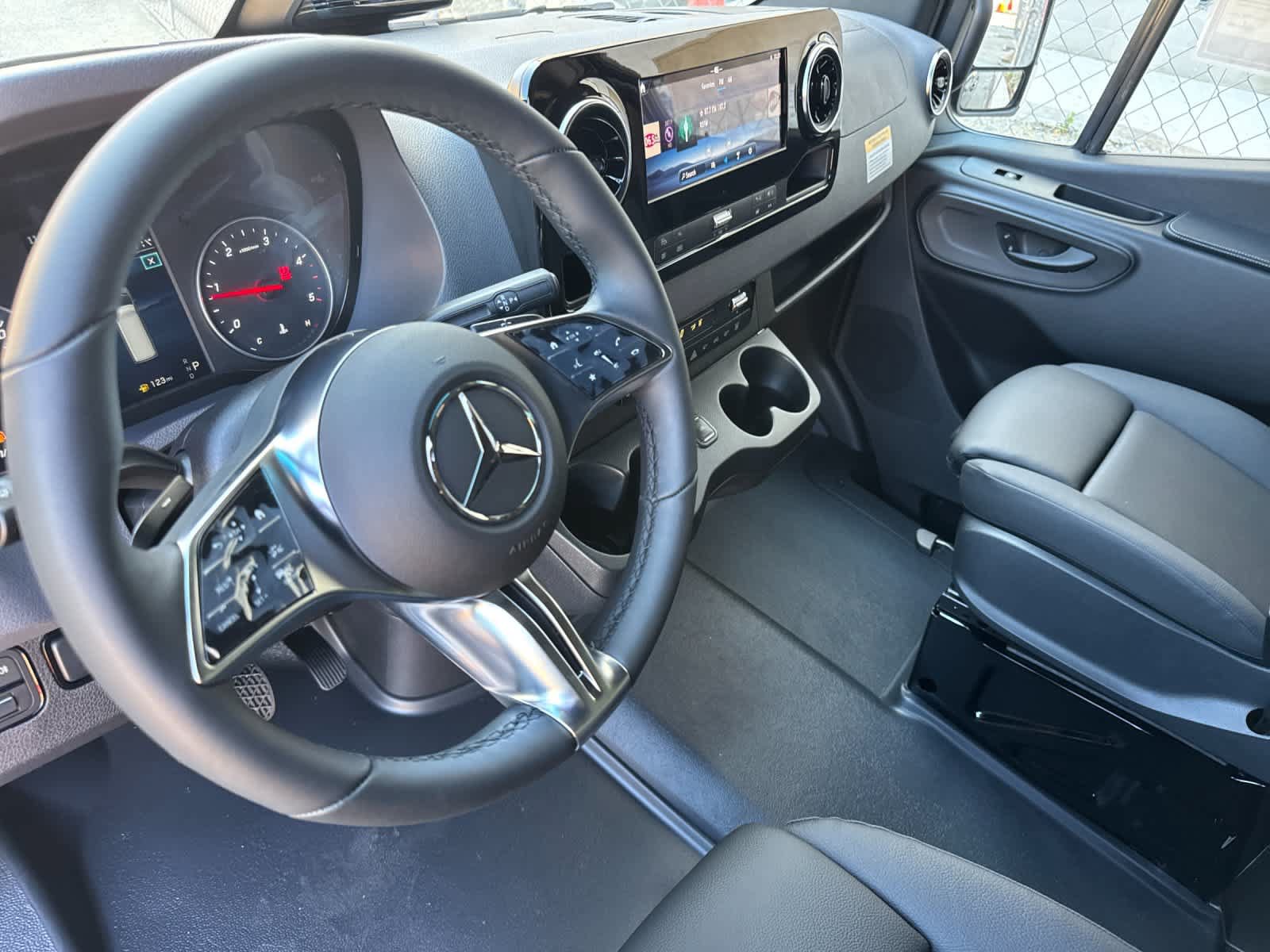 New 2026 Mercedes-Benz Sprinter 2500 image 9