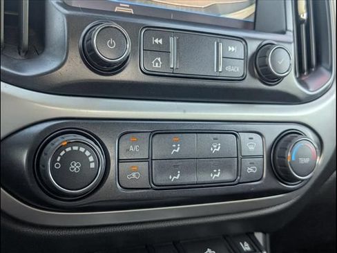 Used 2022 Chevrolet Colorado LT w/ Fleet Safety Package RWD image 13