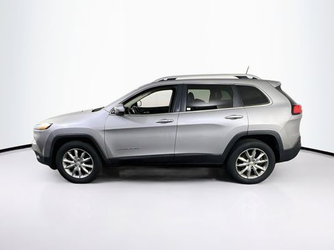 Used 2018 Jeep Cherokee Limited AWD/4WD image 8