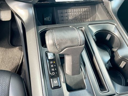 Used 2025 Ford F150 Lariat w/ Equipment Group 502A High AWD/4WD image 17