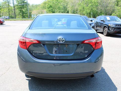 Used 2017 Toyota Corolla LE w/ Carpet Mat Package (TMS) FWD image 9