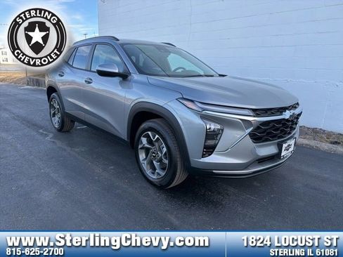 New 2026 Chevrolet Trax LT w/ LT Convenience Package FWD image 7