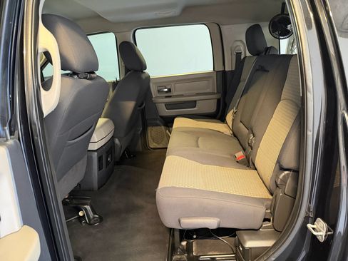 Used 2010 Dodge Ram 2500 Truck SLT w/ Technology Group AWD/4WD image 24