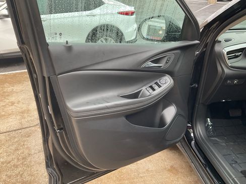 Used 2025 Buick Encore GX Preferred image 14