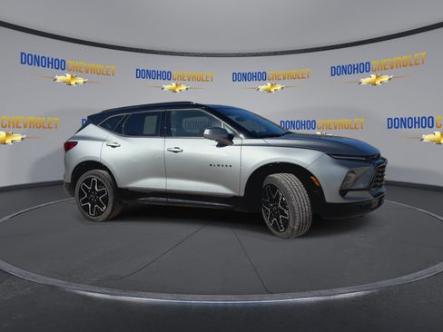 Used 2023 Chevrolet Blazer RS w/ Driver Confidence II Package image 5