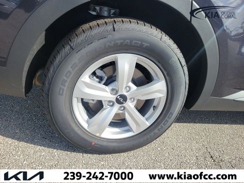 New 2026 Kia Sorento LX FWD image 9