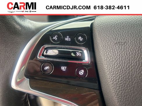 Used 2020 Cadillac Escalade Luxury image 18