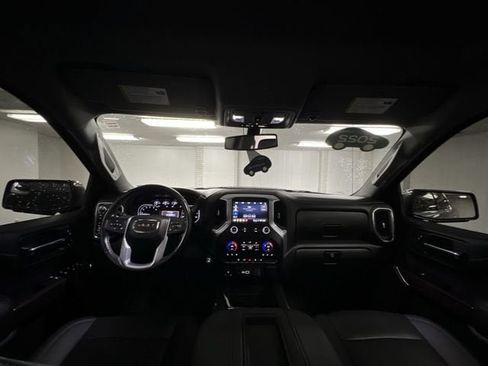 Certified 2022 GMC Sierra 1500 SLT w/ SLT Premium Package AWD/4WD image 19