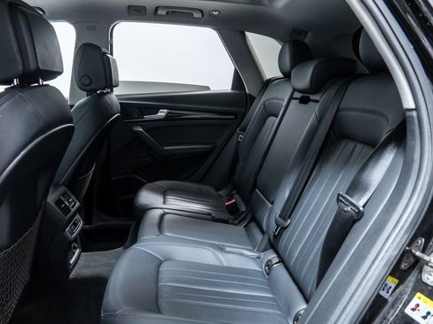 Used 2020 Audi Q5 2.0T Premium Plus w/ Premium Plus Package image 27