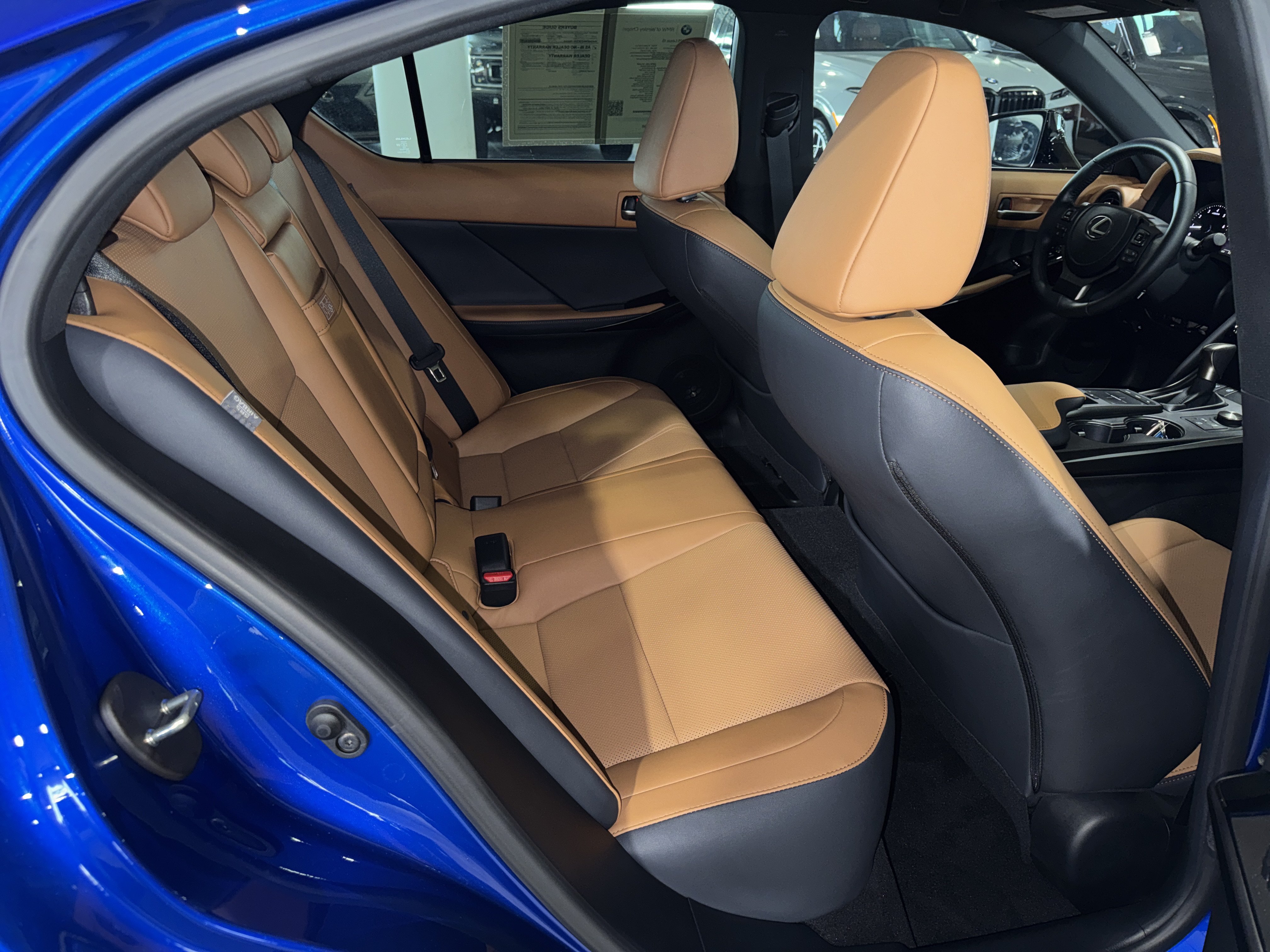 Used 2025 Lexus IS 350 F Sport RWD image 12