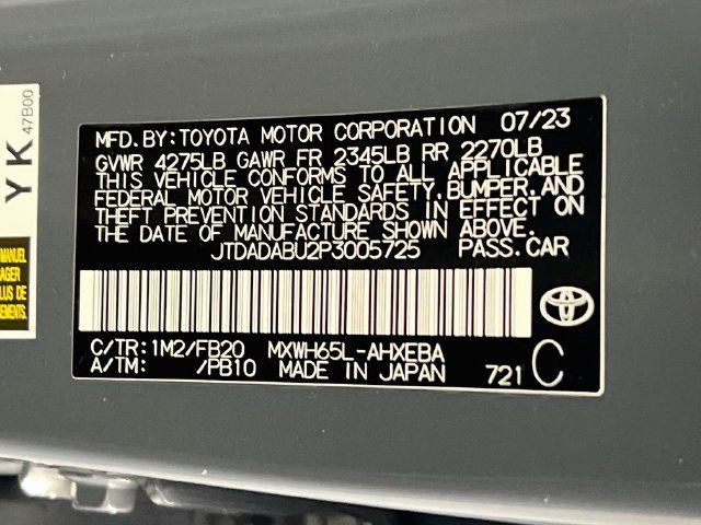 Used 2023 Toyota Prius LE AWD/4WD image 33