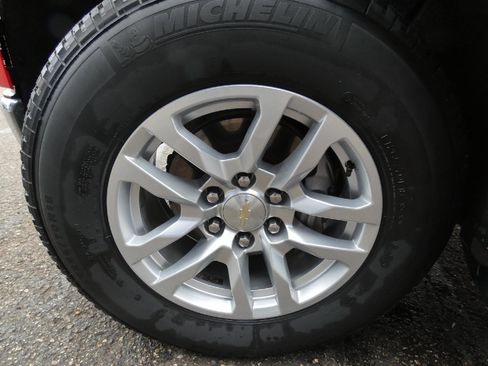 Used 2020 Chevrolet Silverado 1500 LT w/ All-Star Edition AWD/4WD image 8