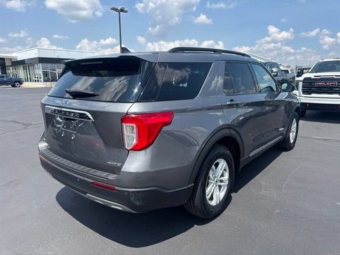 Used 2024 Ford Explorer XLT w/ Equipment Group 202A AWD/4WD image 3