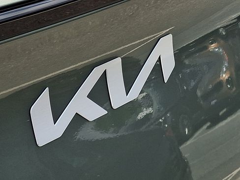 Used 2023 Kia Sportage X-Line AWD/4WD image 30