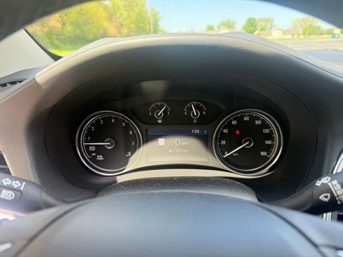 Used 2021 Buick Enclave Premium w/ Sun and Sites Package AWD/4WD image 33