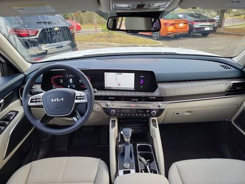 Used 2025 Kia Telluride EX image 26
