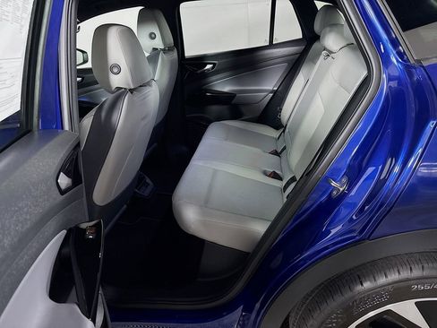 Used 2021 Volkswagen ID.4 Pro S w/ Gradient Package image 21