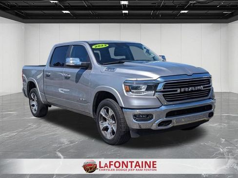 Used 2022 RAM 1500 Laramie AWD/4WD image 7
