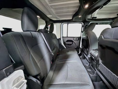Used 2024 Jeep Wrangler Unlimited Rubicon 4xe w/ Convenience Group AWD/4WD image 27