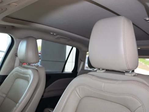 Used 2021 Lincoln Aviator Reserve w/ Equipment Group 201A RWD image 19