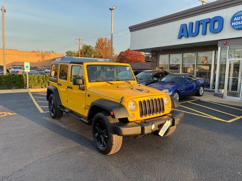 Used 2015 Jeep Wrangler Unlimited Sport w/ Quick Order Package 24S image 3