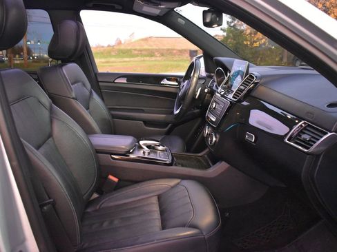 Used 2019 Mercedes-Benz GLS 450 4MATIC w/ Premium 1 Package image 19