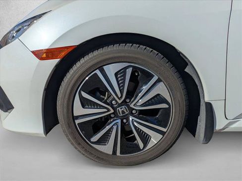 Used 2018 Honda Civic EX-L image 17