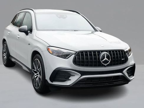 New 2026 Mercedes-Benz GLC 43 AMG 4MATIC image 3