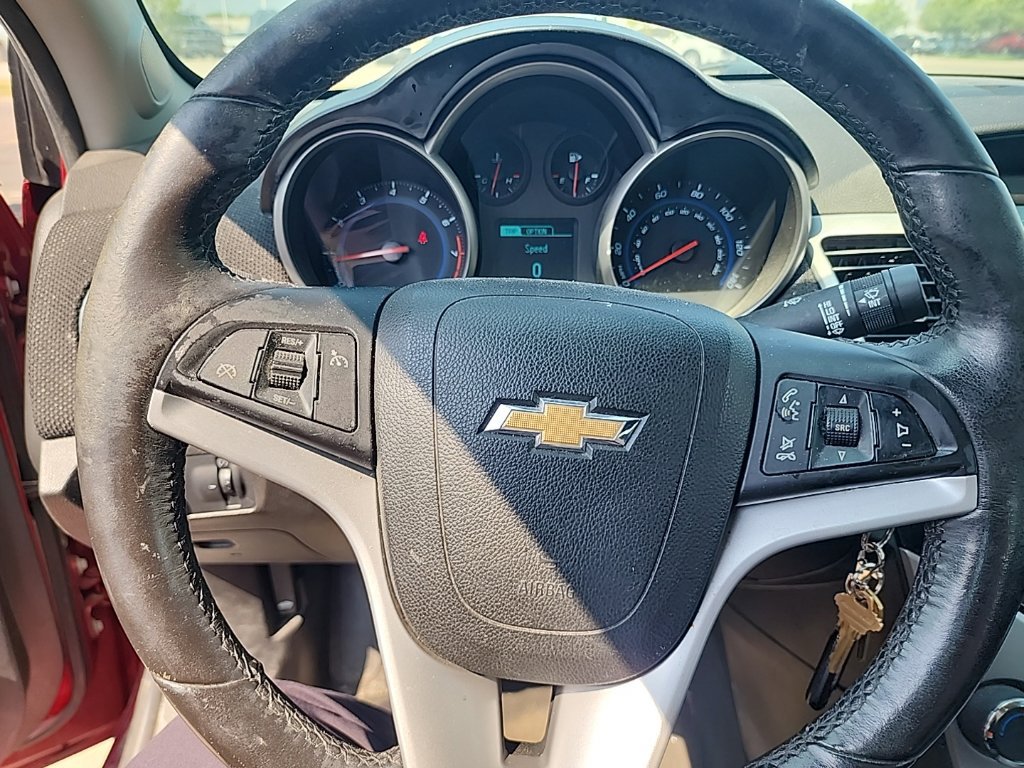 Used 2014 Chevrolet Cruze LT FWD image 10