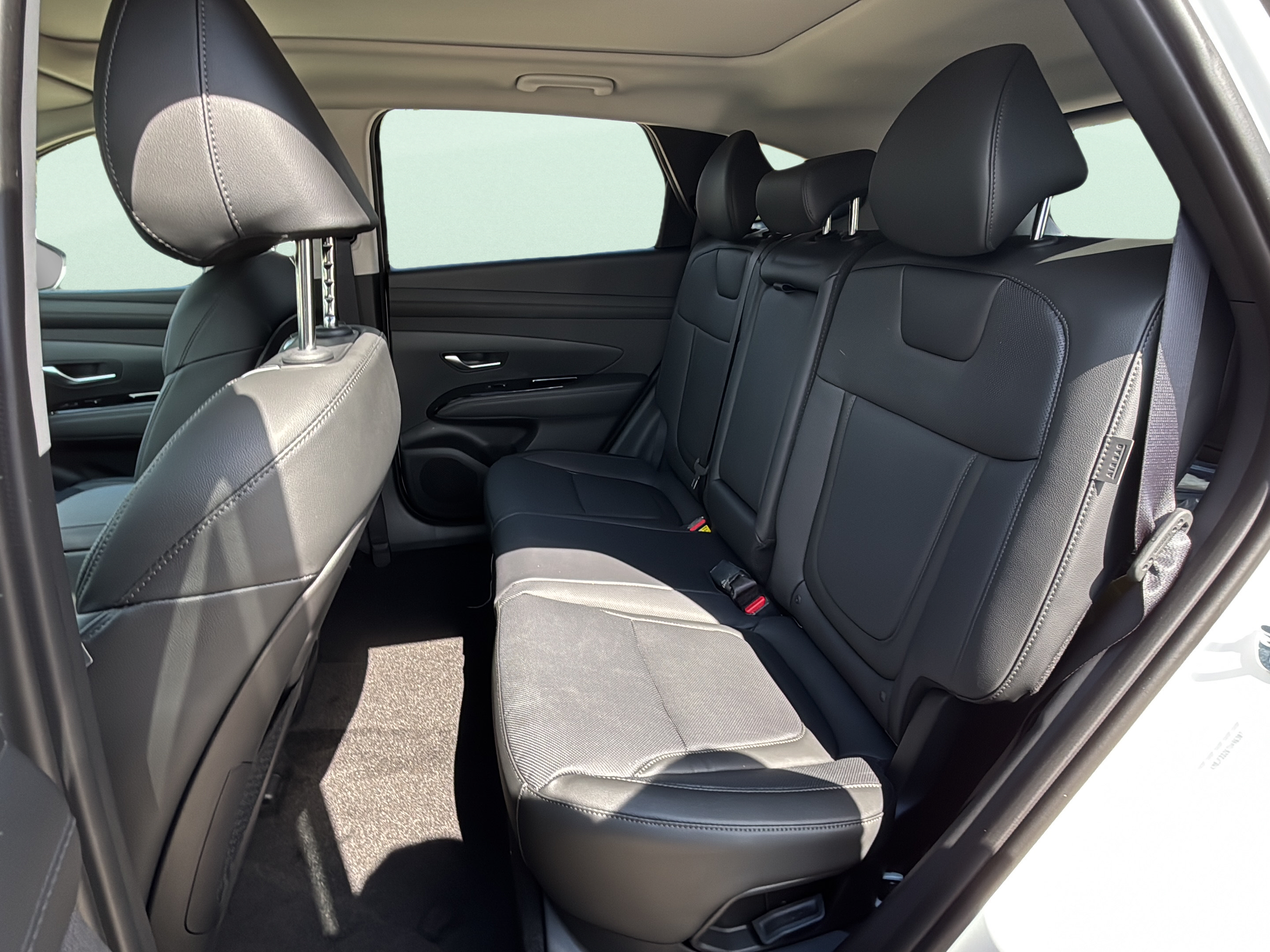 New 2026 Hyundai Tucson Limited AWD/4WD image 19