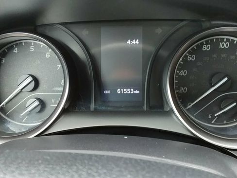 Used 2021 Toyota Camry SE FWD image 12