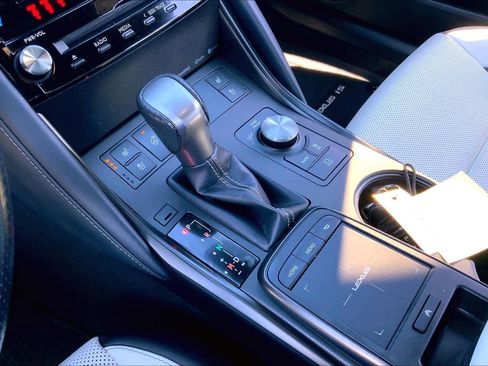 Used 2022 Lexus IS 350 F Sport image 14