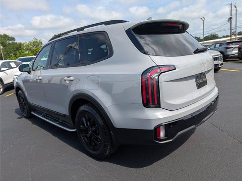 Used 2024 Kia Telluride SX Prestige X-Pro AWD/4WD image 3