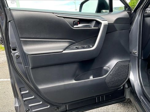Used 2024 Toyota RAV4 XLE image 21