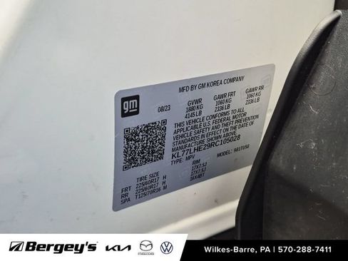 Used 2024 Chevrolet Trax LT w/ LT Convenience Package FWD image 28