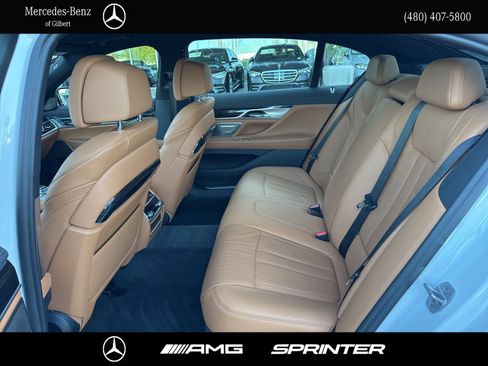 Used 2022 BMW 740i w/ M Sport Package RWD image 19