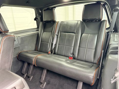 Used 2007 Lincoln Navigator Luxury Sport Utility 4D image 11