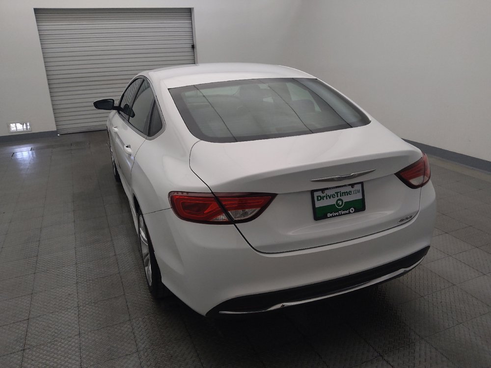Used 2016 Chrysler 200 Limited FWD image 6
