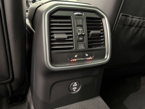 New 2026 Porsche Macan GTS image 23