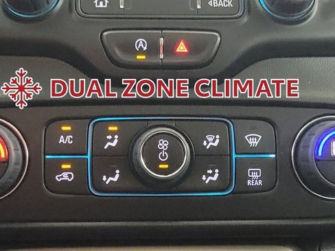 Used 2023 GMC Terrain Denali w/ Denali Premium Package AWD/4WD image 23