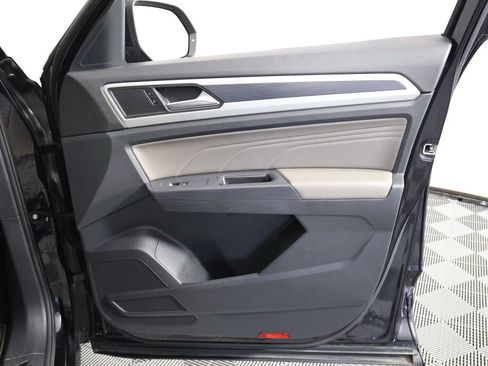 Used 2021 Volkswagen Atlas Cross Sport SEL R-Line w/ Cross Sport MDO Package image 25