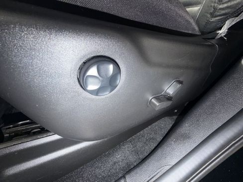 Used 2021 Jeep Grand Cherokee Limited X image 14