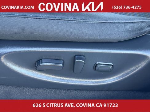 Used 2020 Nissan Leaf SV w/ SV Technology Package image 16