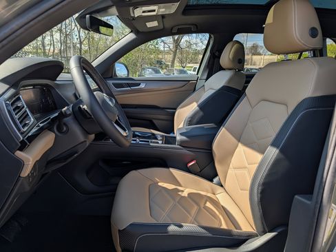 New 2026 Volkswagen Atlas Cross Sport SE AWD/4WD image 5