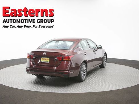 Used 2024 Nissan Altima 2.5 SV FWD image 38