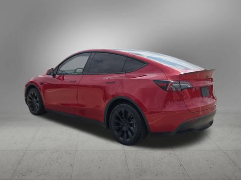 Used 2022 Tesla Model Y Long Range image 4