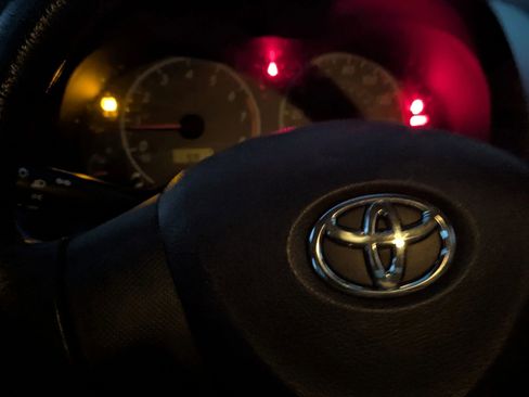 Used 2012 Toyota Corolla L image 15