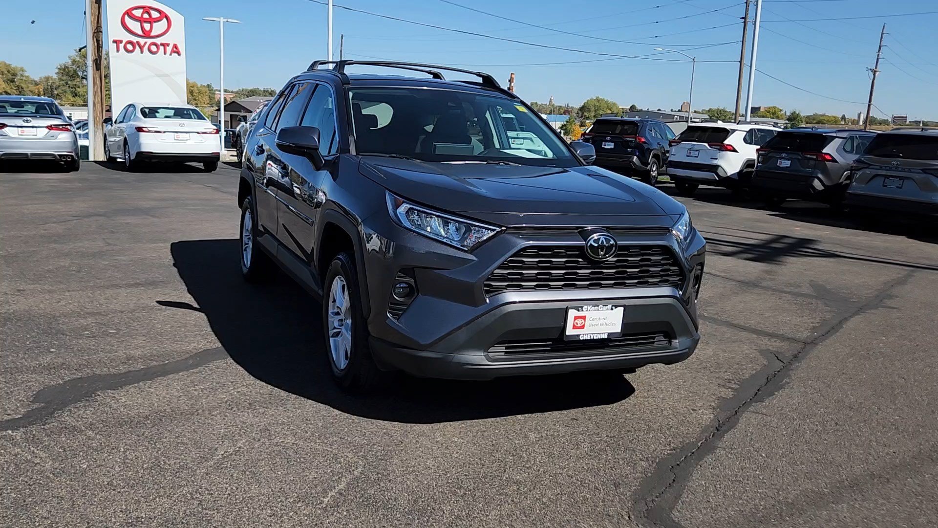 Used 2021 Toyota RAV4 XLE AWD/4WD image 4