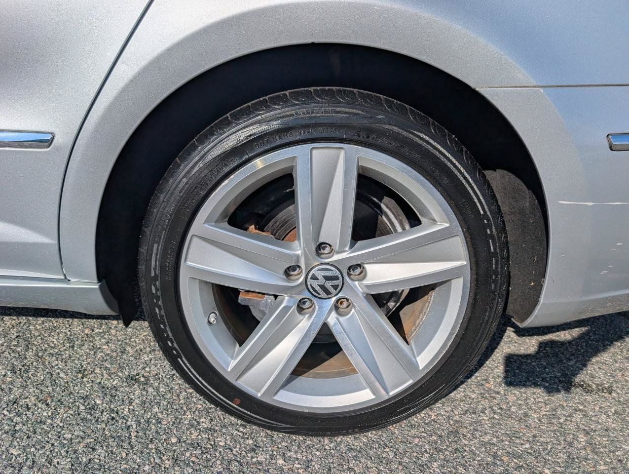Used 2014 Volkswagen CC Sport FWD image 3