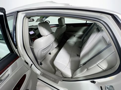 Used 2011 Toyota Avalon Limited FWD image 29